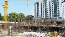 Project Live Status of joyalukkas gold tower